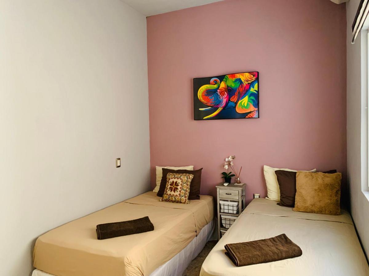 Apartamento Franks House "Shared House" Cancún Exterior foto
