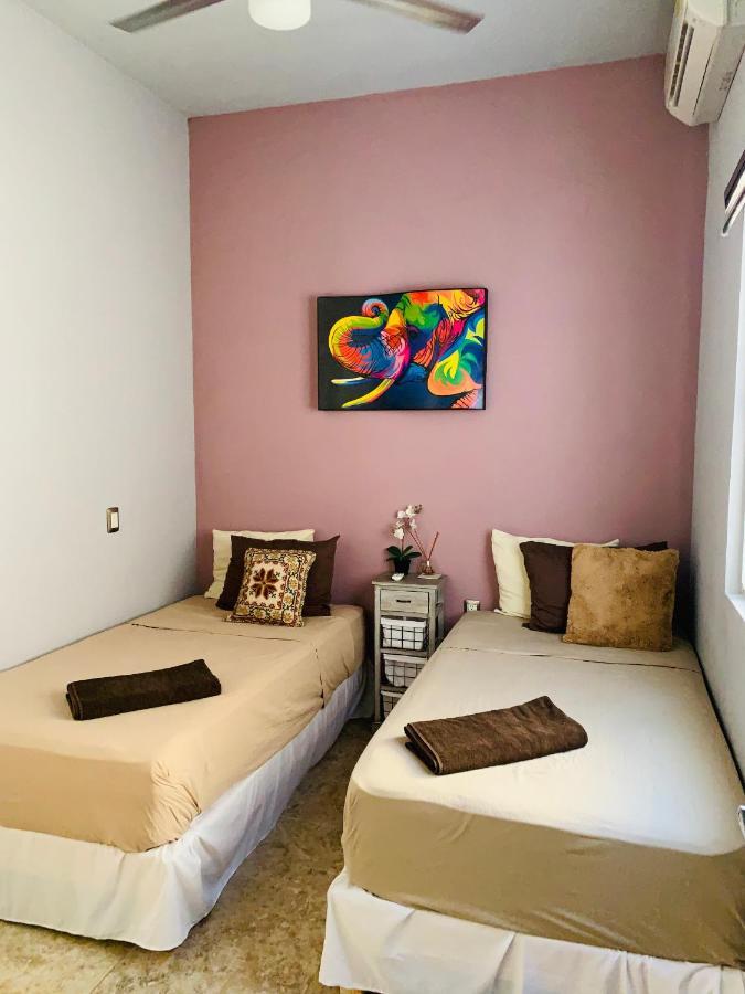 Apartamento Franks House "Shared House" Cancún Exterior foto