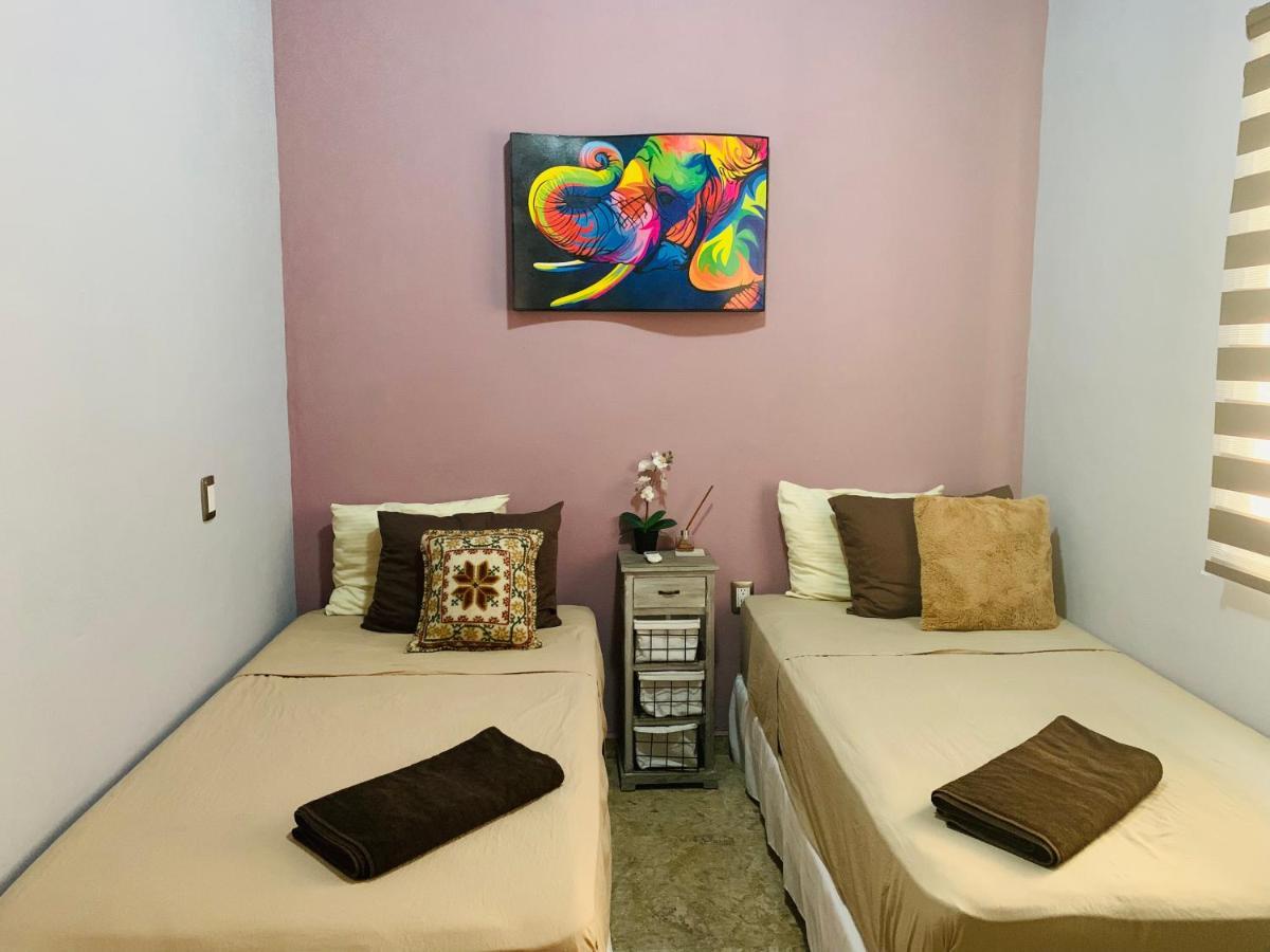 Apartamento Franks House "Shared House" Cancún Exterior foto