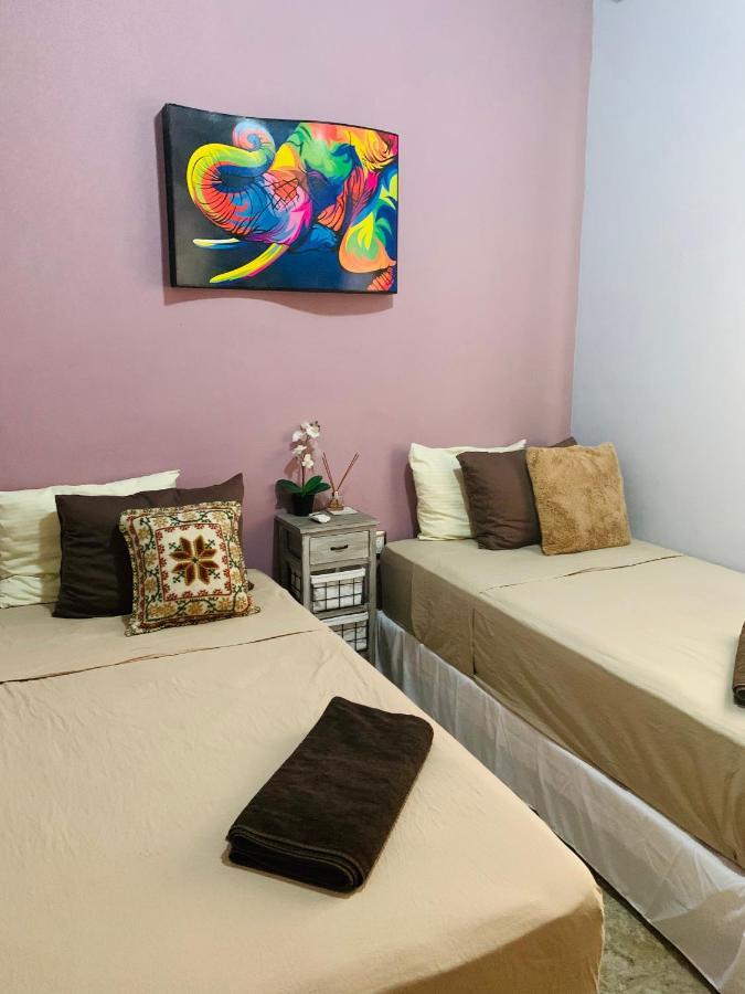 Apartamento Franks House "Shared House" Cancún Exterior foto