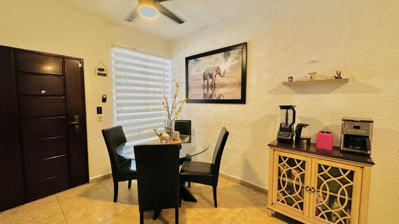 Apartamento Franks House "Shared House" Cancún Exterior foto